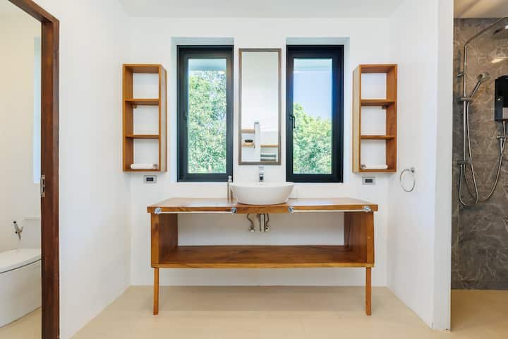 Villa Sekoya — 2 Bedrooms with Pool 8