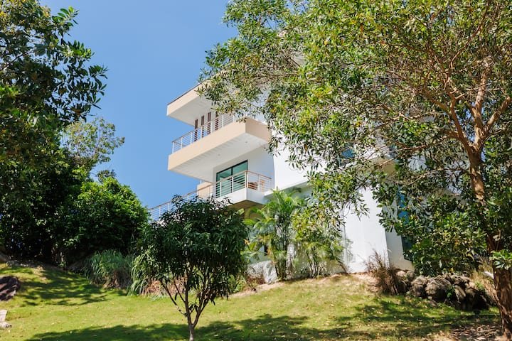 Villa Sekoya — 2 Bedrooms with Pool 12